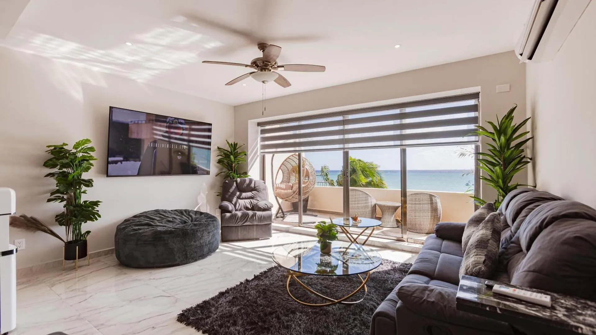 Ocean Plaza By Zama Homes Playa del Carmen Apartment