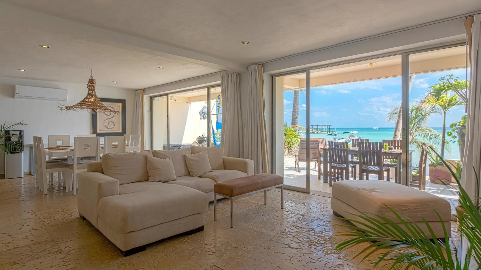 Ocean Plaza By Zama Homes Playa del Carmen 0*,
